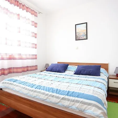 By The Sea - 16211 Apartman *