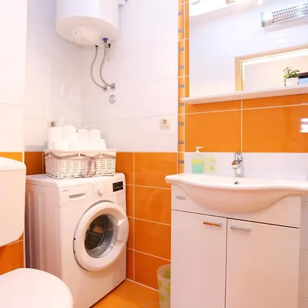 By The Sea - 16211 Apartman Trogir