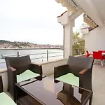 By The Sea - 16211 Appartement