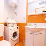 By The Sea - 16211 Appartement Trogir