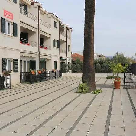 Διαμέρισμα By The Sea - 16211 *